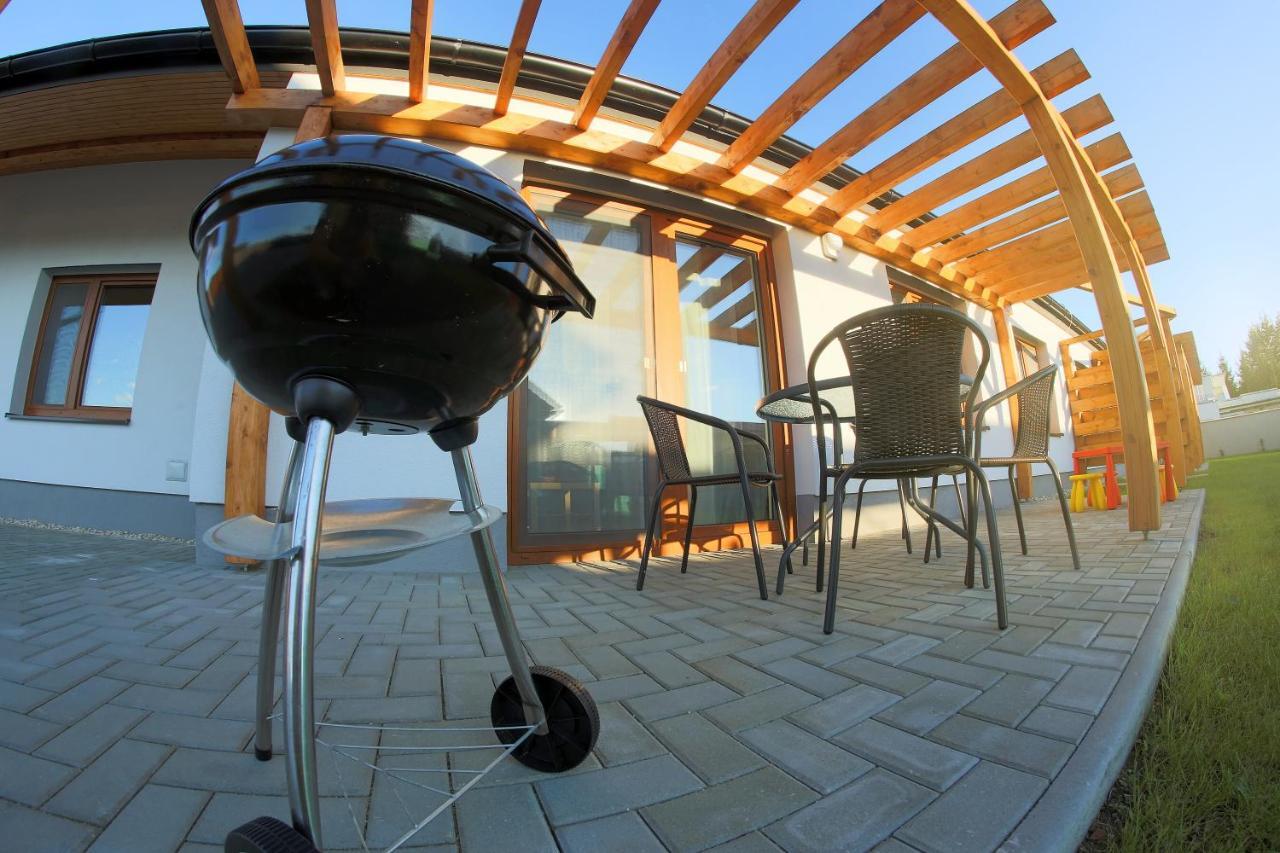 Apartamento Kamilli Bešeňová Exterior foto