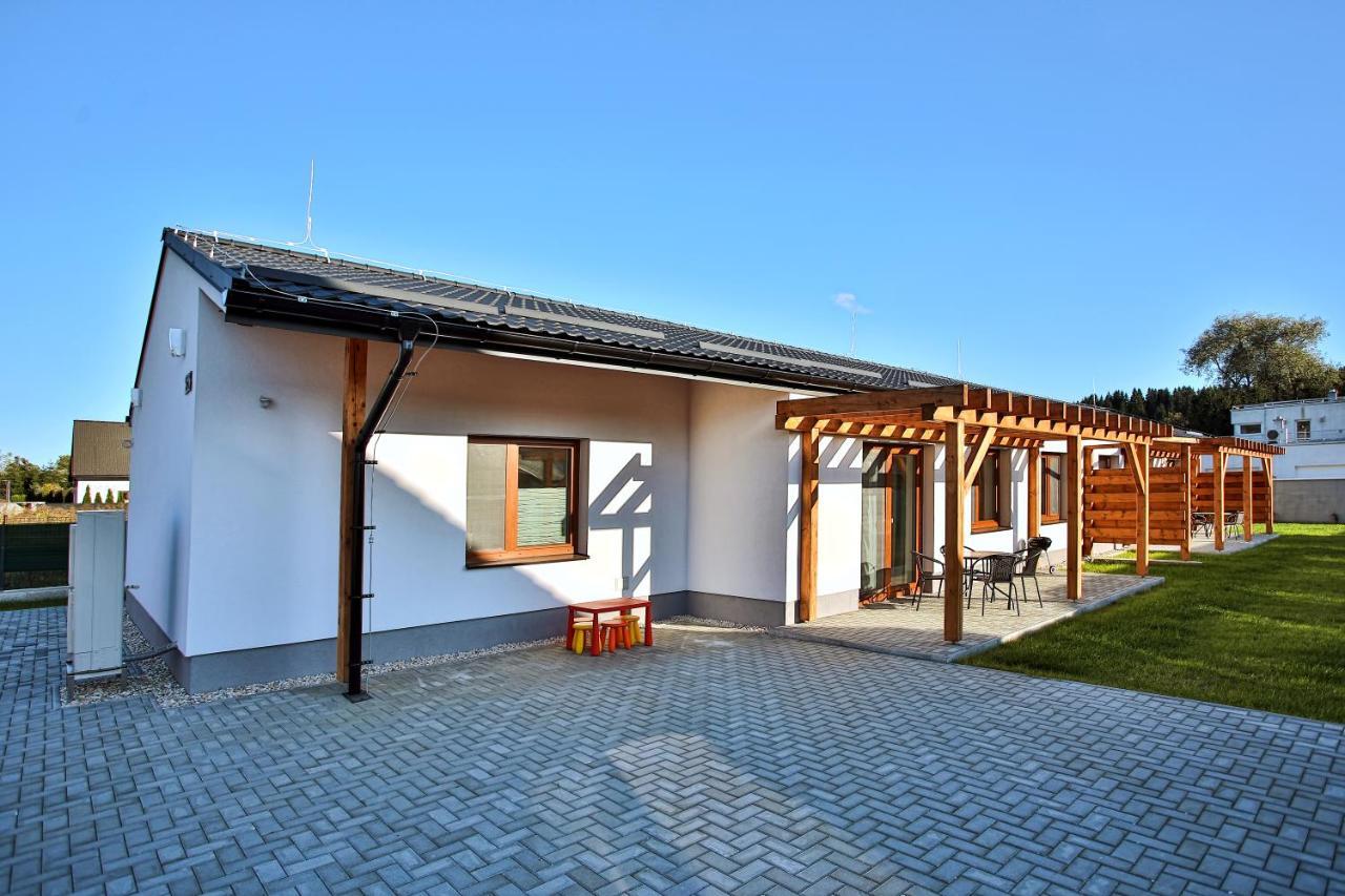 Apartamento Kamilli Bešeňová Exterior foto
