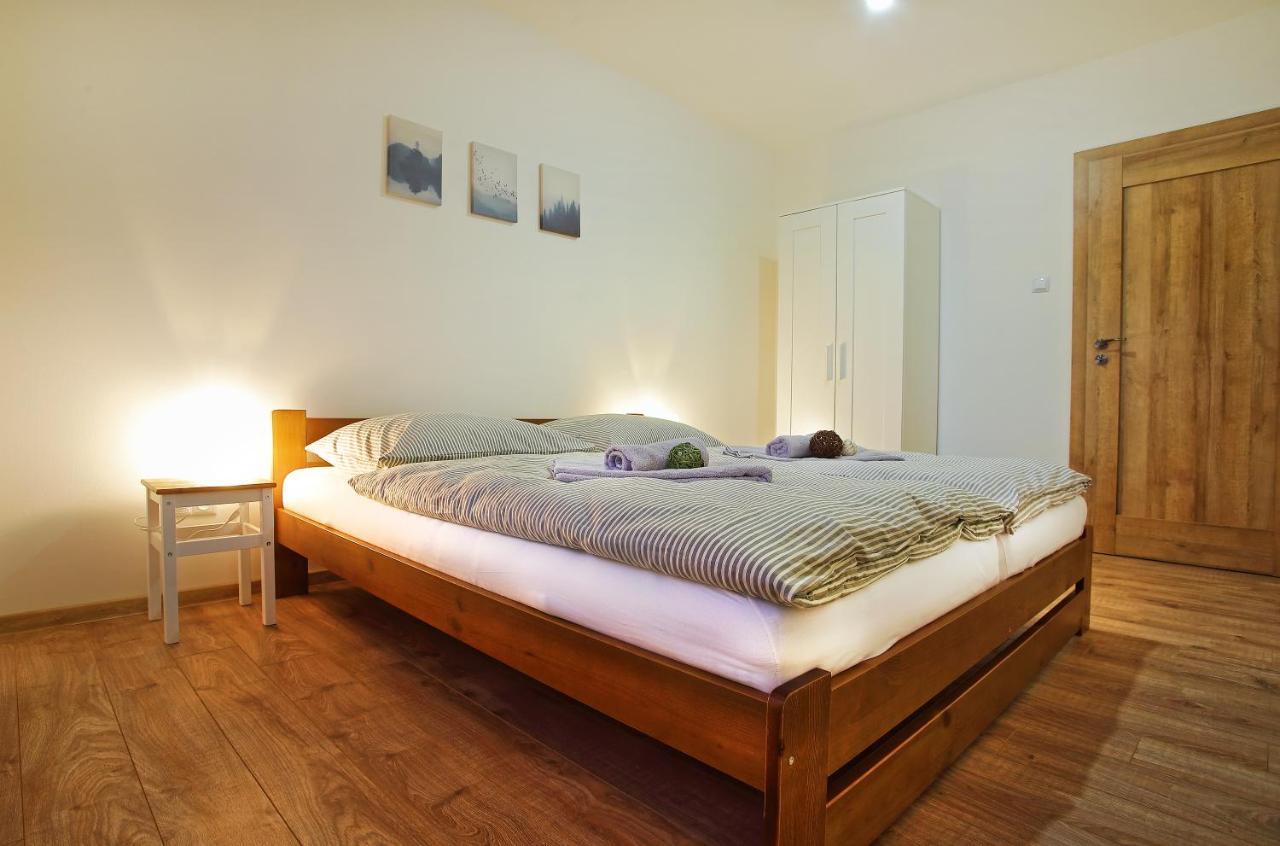 Apartamento Kamilli Bešeňová Exterior foto